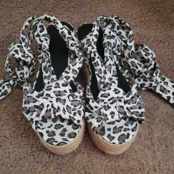 Asos Sandals - Picture 2 of 4